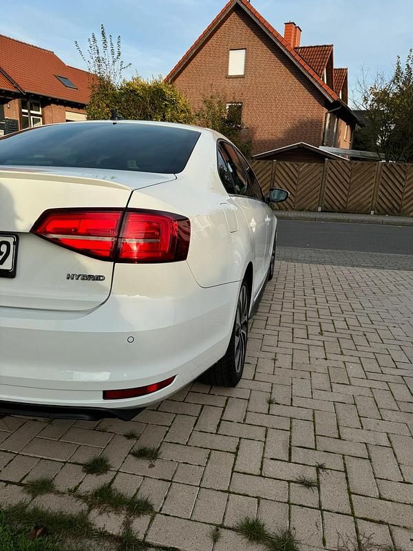 Second-hand VW Jetta 150 CP (110 kW) 2014 Alb Berlinǎ
