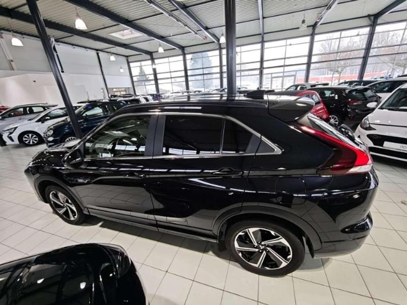 Gebraucht Mitsubishi Eclipse Cross Plus 188 PS (138 kW) 2022 P) (schwarz SUV