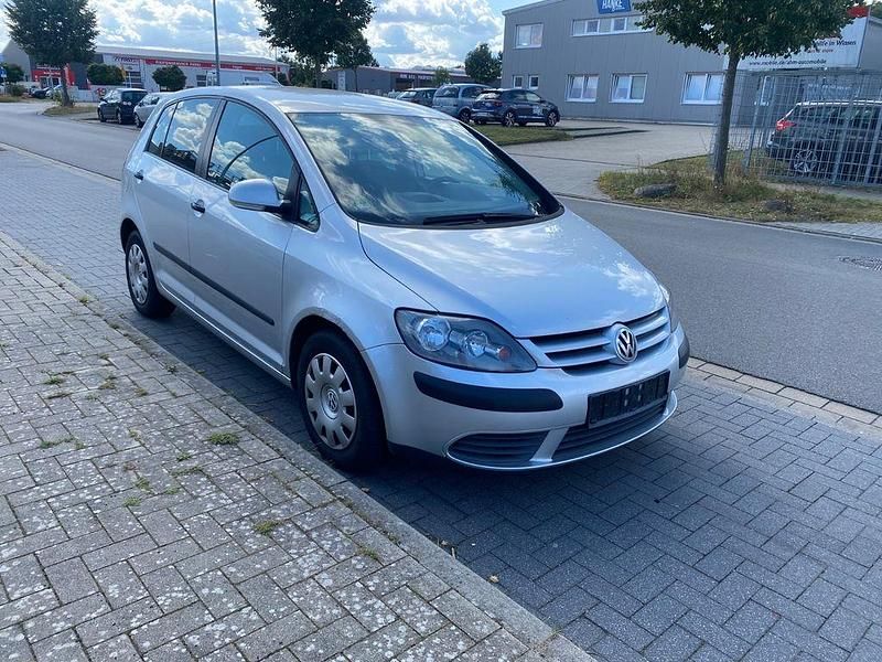 Gebraucht VW Golf IV Trendline 75 PS (55 kW) 2005 Reflexsilber Limousine