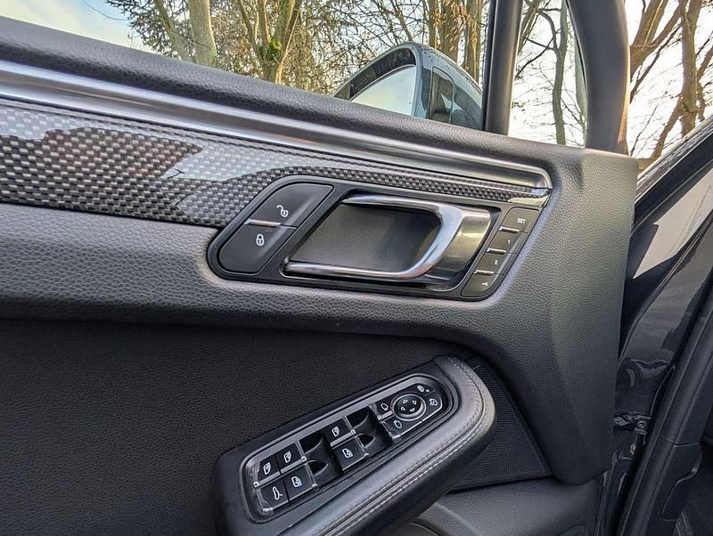 Gebraucht Porsche Macan Turbo 400 PS (294 kW) 2016 Grau SUV