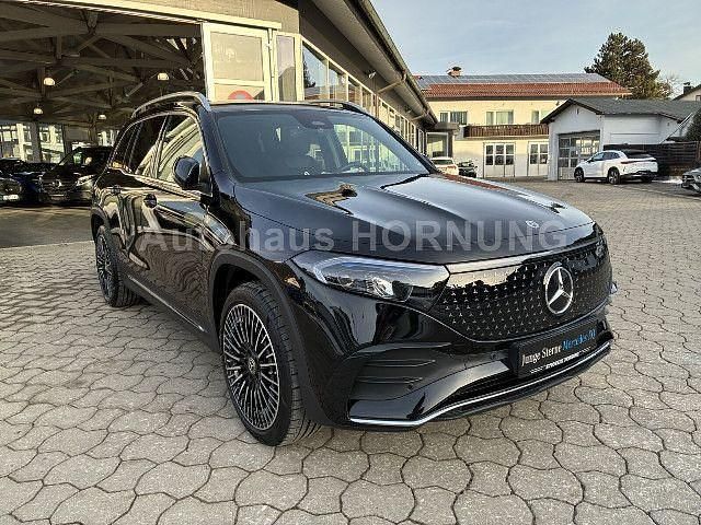 Metalliclack kosmosschwarz Gebraucht 2025 Mercedes EQB250 AMG SUV | 45.800 € (Teuer) - Bild 1/4