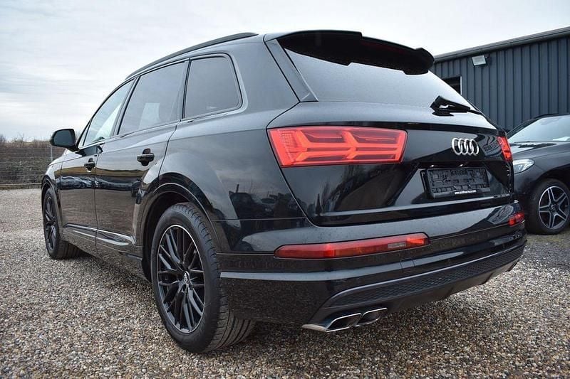 Gebraucht Audi SQ7 Sport 435 PS (319 kW) 2018 Brillantschwarz SUV
