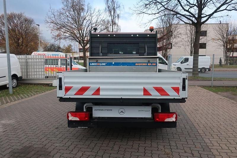 Gebraucht Mercedes Sprinter 143 PS (105 kW) 2020 Weiß Van