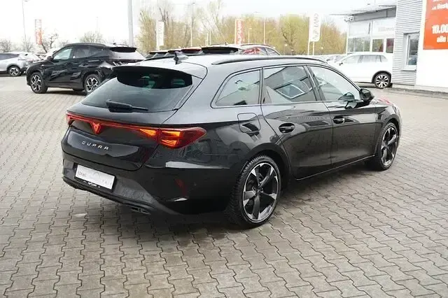 Gebraucht Cupra Leon 150 PS (110 kW) 2024 Schwarz Limousine