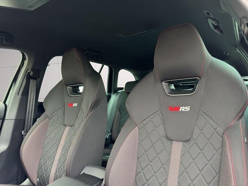 Schwarz Gebraucht 2022 Skoda Octavia RS Kombi | 26.970 € (Guter Preis) - Bild 1/4