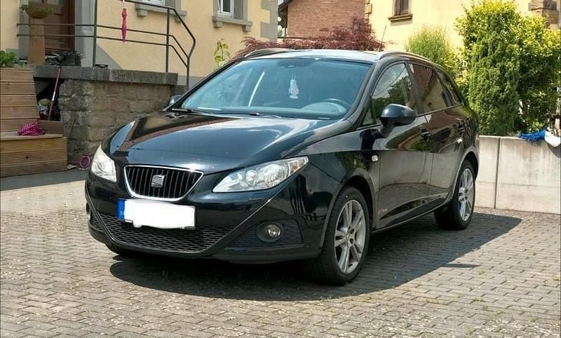 Schwarz Gebraucht 2011 Seat Ibiza ST Copa Kombi | 2.500 € (Fairer Preis) - Bild 1/4