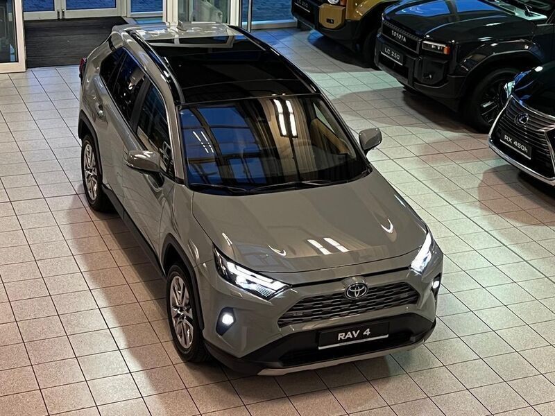 6x3 urban khaki Neu 2024 Toyota RAV4 Hybrid Lounge SUV | 49.895 € (Etwas zu teuer) - Bild 1/4