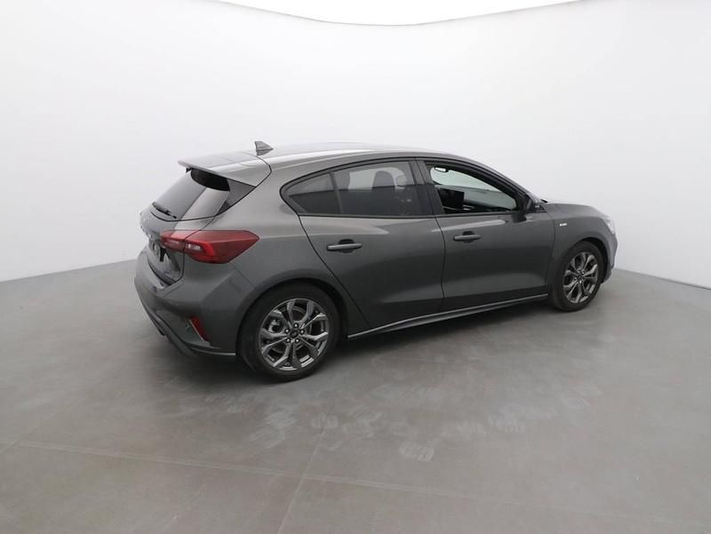 Gebraucht Ford Focus ST-Line 2022 Gris magnetico Kombi