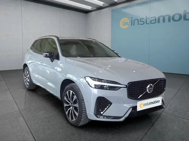 Gebraucht Volvo XC60 Plus 250 PS (183 kW) 2025 Grau SUV