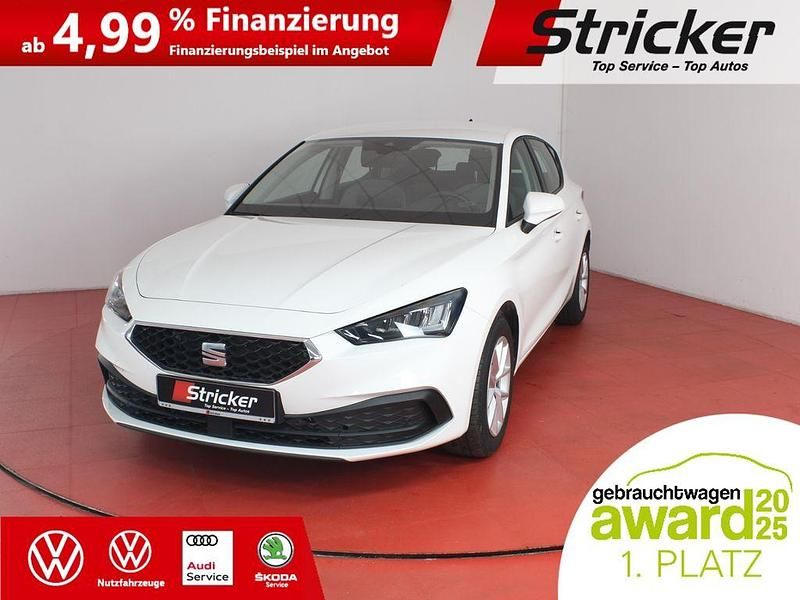 Używany Seat Leon Style 150 KM (110 kW) 2025 Biały Sedan/Limuzyna
