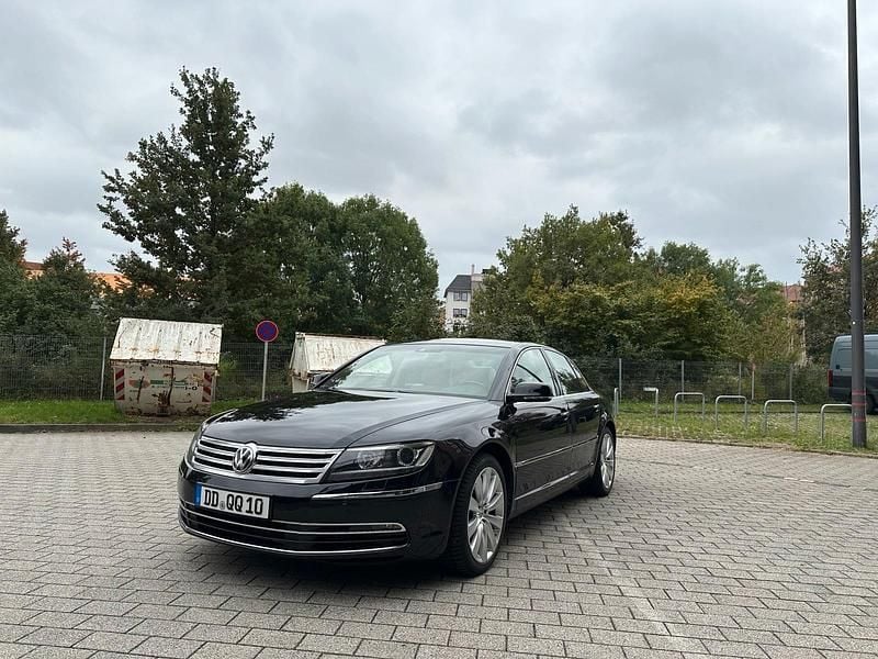 Schwarz Gebraucht 2014 VW Phaeton Exclusive Limousine | 27.490 € - Bild 1/4