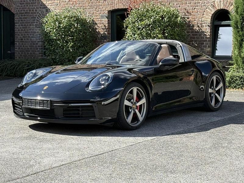 Schwarz Gebraucht 2024 Porsche 911 Targa 4S Chrono Cabrio | 159.790 € (Superpreis) - Bild 1/4