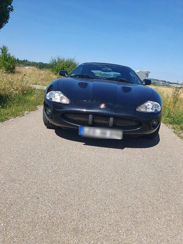 Schwarz Gebraucht 1998 Jaguar XKR Cabrio | 24.750 € - Bild 1/4