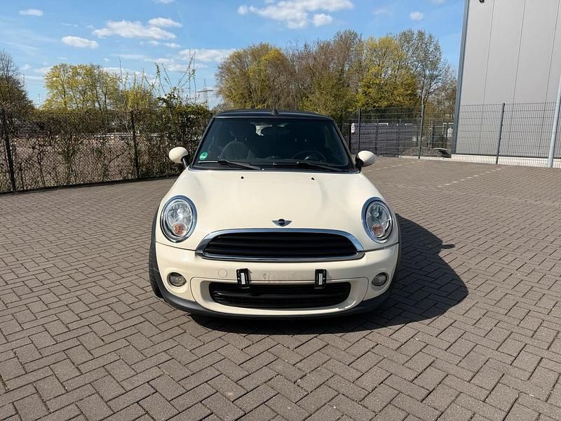 Gebraucht Mini Cooper Cabriolet 98 PS (72 kW) 2011 Beige Cabrio