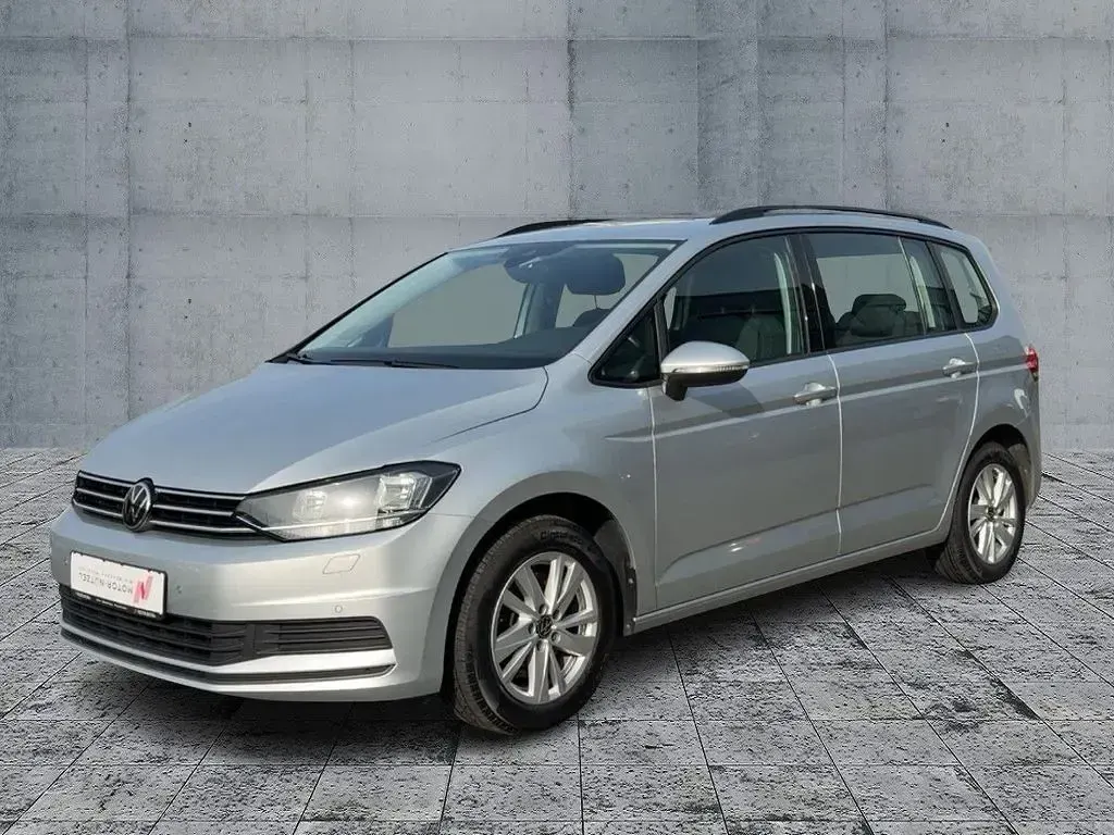 Gebraucht VW Touran Comfortline 150 PS (110 kW) 2022 Reflexsilber metallic Van / Kleinbus