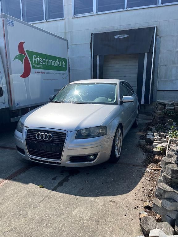 Second-hand Audi A3 105 CP (77 kW) 2005 Argintiu Hatchback
