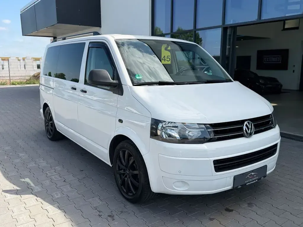 Gebraucht VW Multivan 102 PS (75 kW) 2014 Weiß Van / Kleinbus