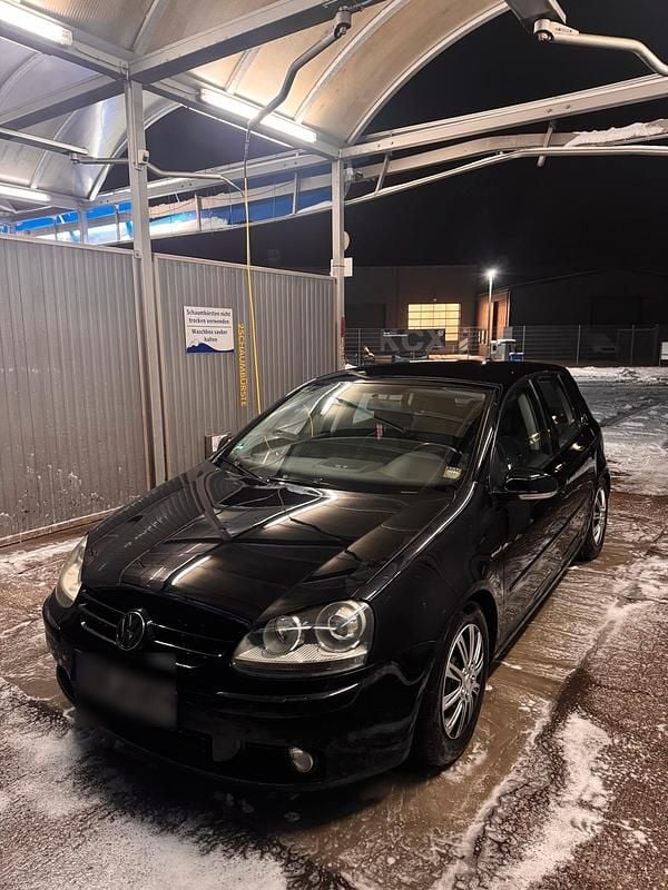 Schwarz Gebraucht 2005 VW Golf V GTI Kleinwagen | 3.000 € (Guter Preis) - Bild 1/4