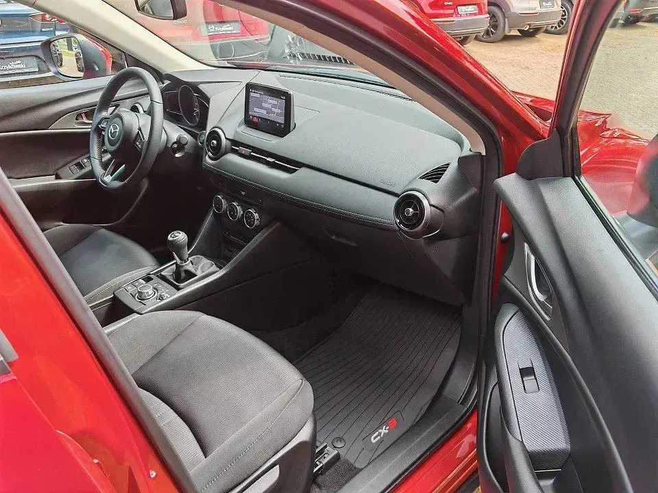 Używany Mazda CX-3 121 KM (88 kW) 2022 Czerwony SUV