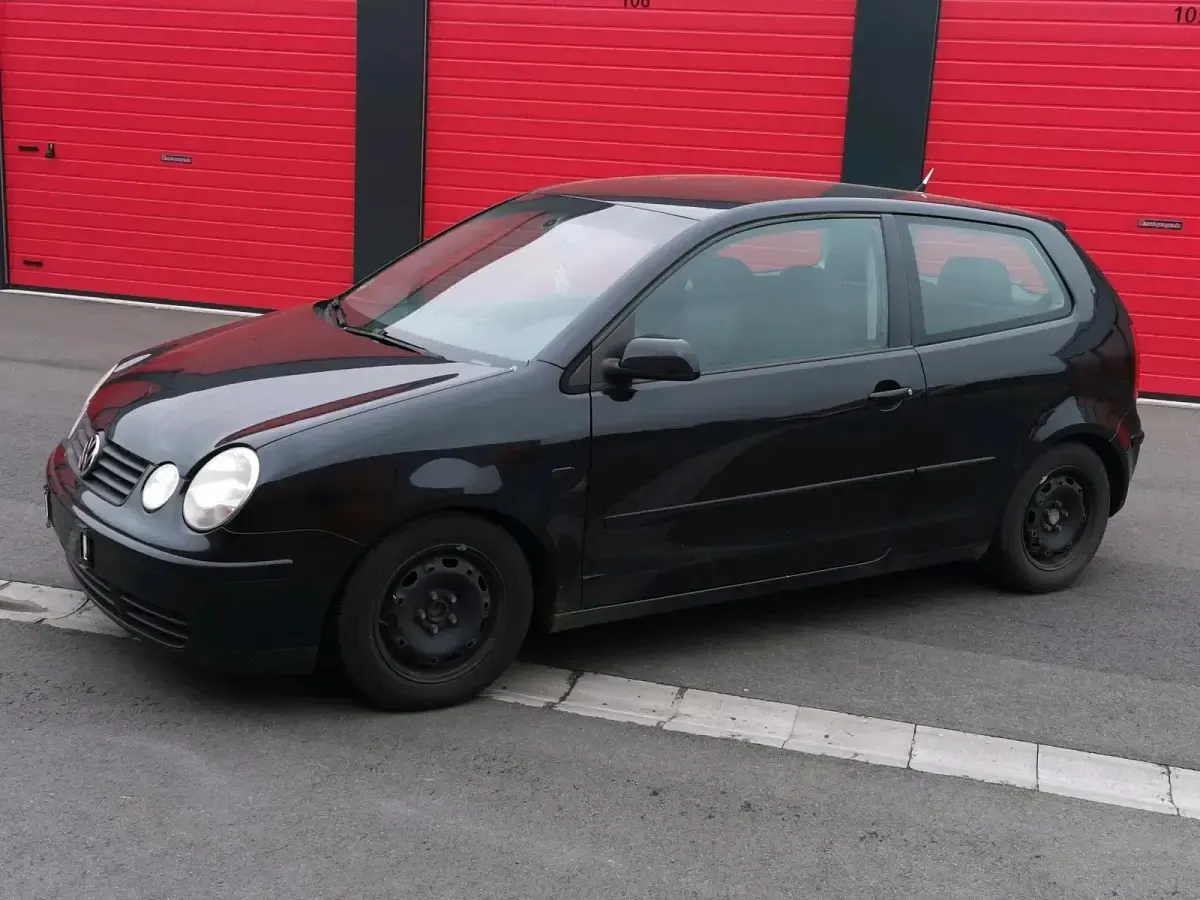 Gebraucht VW Polo 65 PS (47 kW) 2005 Schwarz Kleinwagen