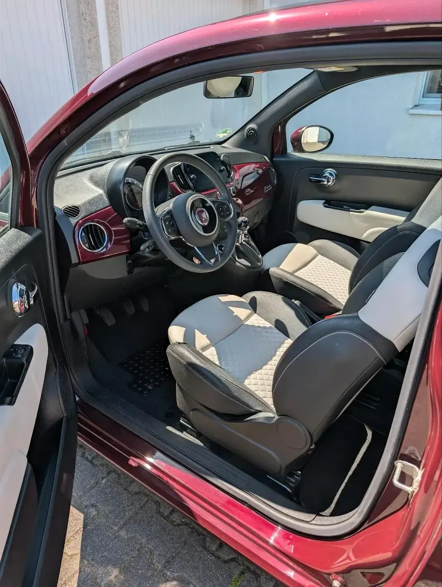 Gebraucht Fiat 500 Dolcevita 69 PS (50 kW) 2026 Rot Kleinwagen