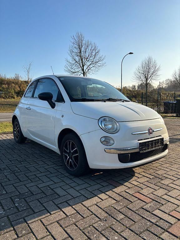 Weiß Gebraucht 2009 Fiat 500 Pop Limousine | 3.750 € (Fairer Preis) - Bild 1/4