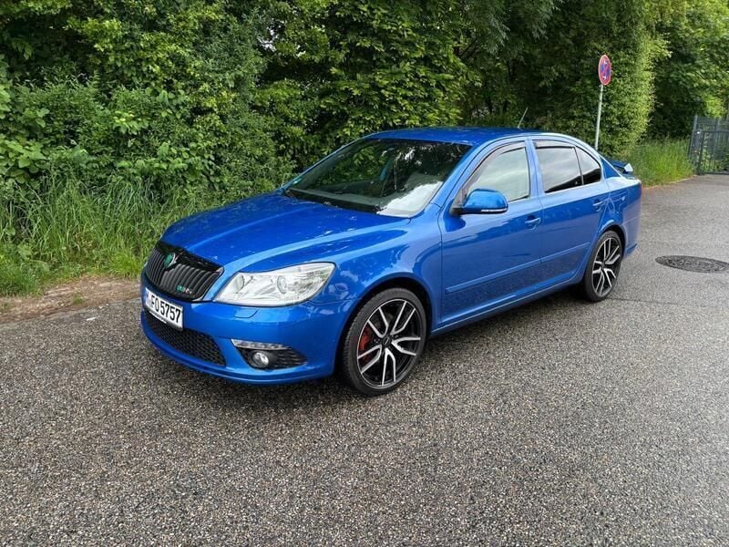 Blau Gebraucht 2012 Skoda Octavia vRS Limousine | 8.500 € (Guter Preis) - Bild 1/4