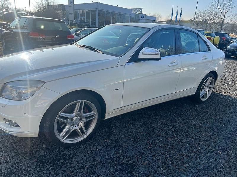 Gebraucht Mercedes C350 272 PS (200 kW) 2008 Weiß Limousine