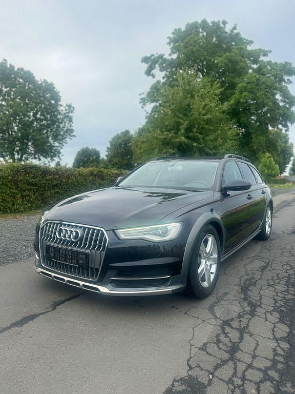 Blau Gebraucht 2017 Audi A6 Allroad Comfort Kombi | 18.999 € (Superpreis) - Bild 1/4