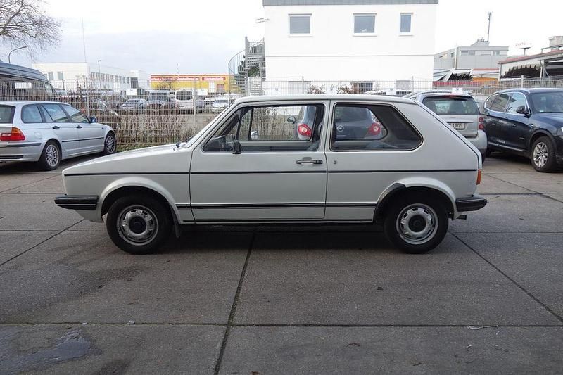 Gebraucht VW Golf I 54 PS (39 kW) 1982 Weiß Kleinwagen