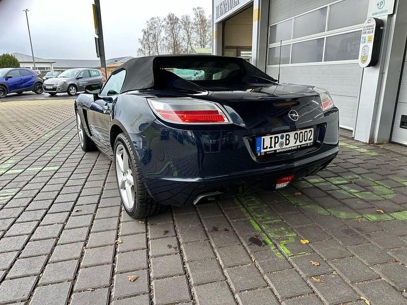 Gebraucht Opel GT 264 PS (194 kW) 2008 Blau Cabrio