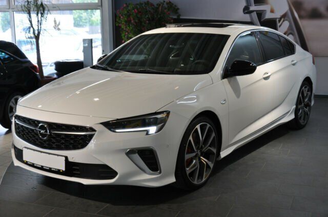 Gebraucht Opel Insignia 230 PS (169 kW) 2021 Weiß Limousine