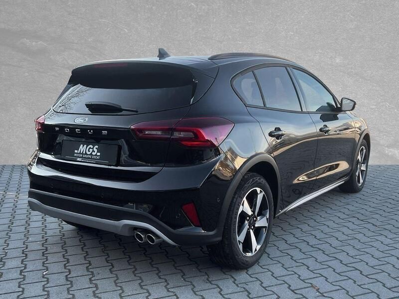 Gebraucht Ford Focus Active 155 PS (114 kW) 2022 Andere farbe Kleinwagen