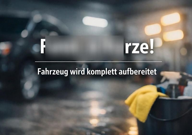 Blau Gebraucht 2016 Mercedes V250 Van / Kleinbus | 32.500 € (Fairer Preis) - Bild 1/1