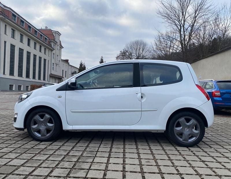 Gebraucht Renault Twingo Initiale Paris 75 PS (55 kW) 2013 Weiß Kleinwagen