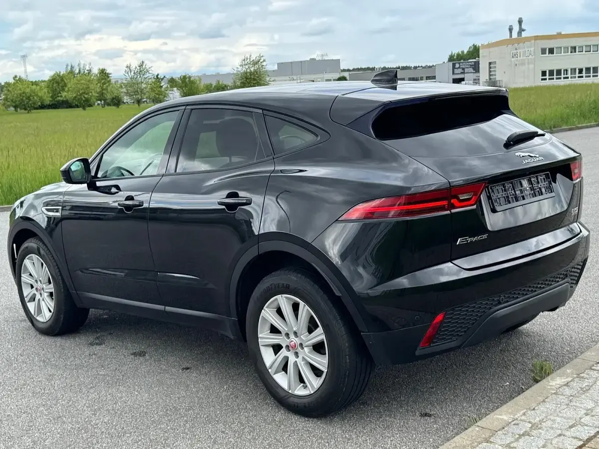 Gebraucht Jaguar E-Pace S 150 PS (110 kW) 2018 Schwarz SUV
