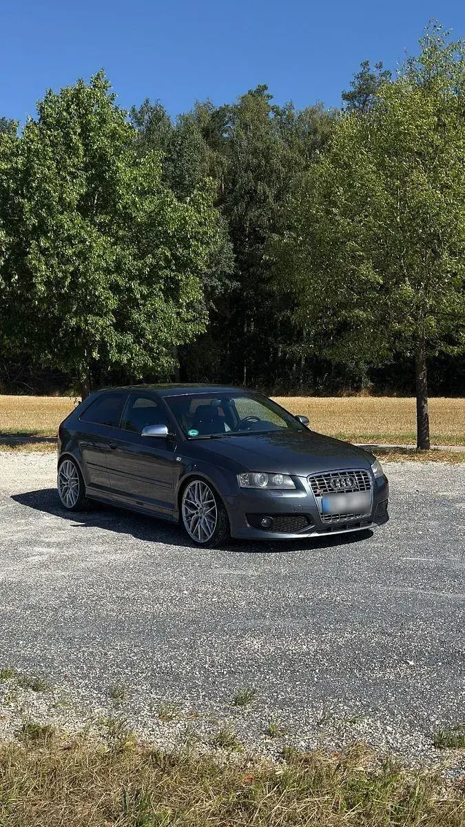 Gebraucht Audi S3 Performance 265 PS (194 kW) 2007 Grau Kleinwagen