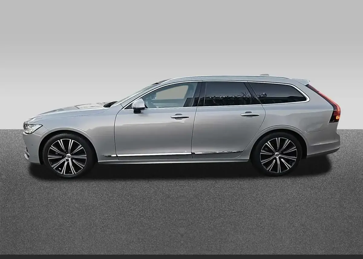Gebraucht Volvo V90 145 PS (106 kW) 2024 Kombi