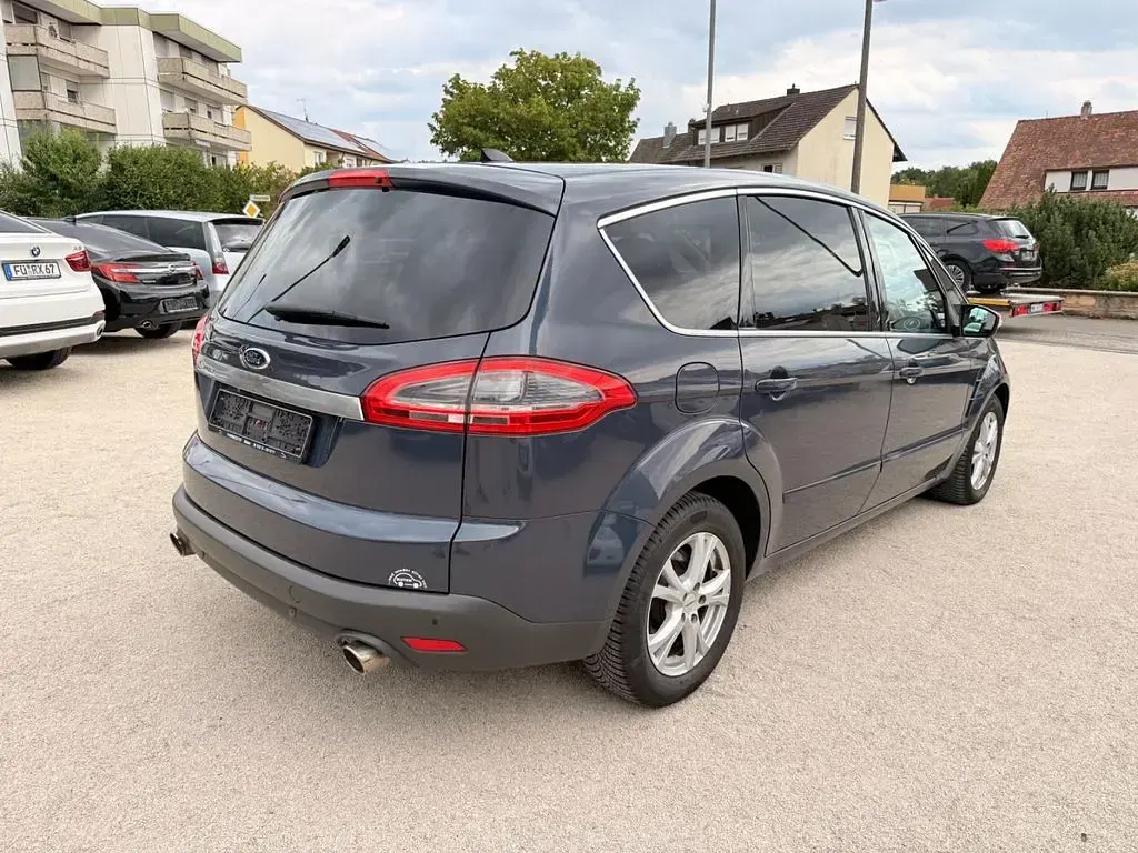 Gebraucht Ford S-MAX Titanium 200 PS (147 kW) 2011 Grau Van / Kleinbus