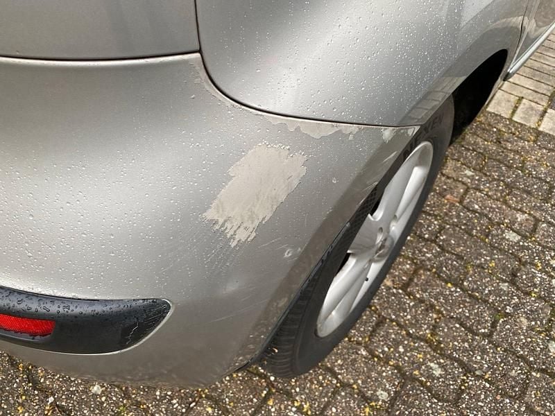 Second-hand Nissan Note 110 CP (80 kW) 2006 Argintiu Hatchback