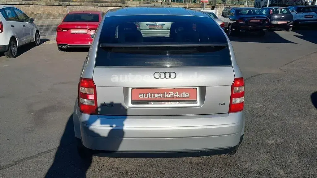 Gebraucht Audi A2 75 PS (55 kW) 2003 Silber Kleinwagen