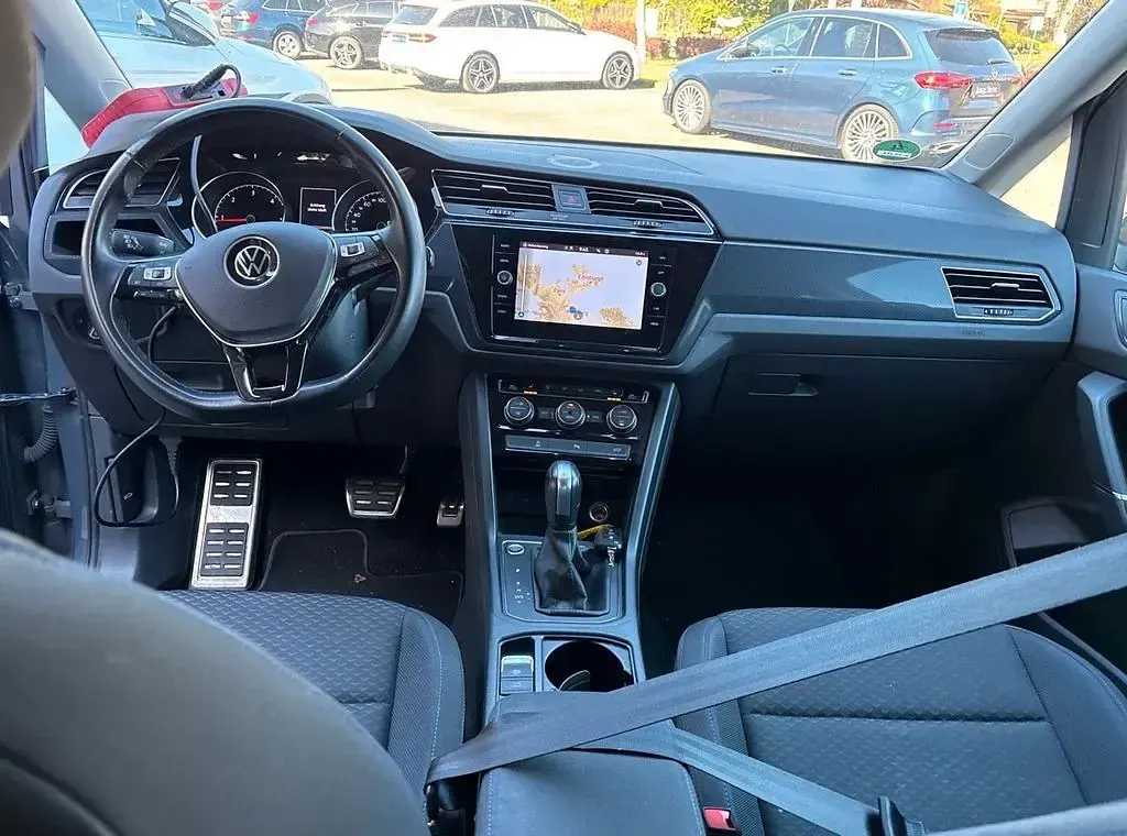 Gebraucht VW Touran United 150 PS (110 kW) 2021 Grau Van / Kleinbus