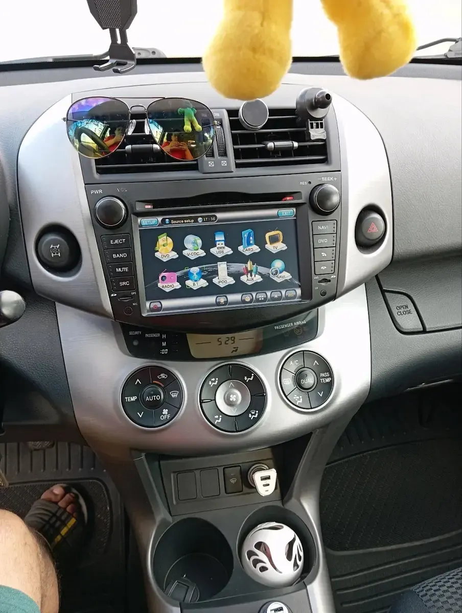 Gebraucht Toyota RAV4 100 PS (73 kW) 2007 Silber SUV