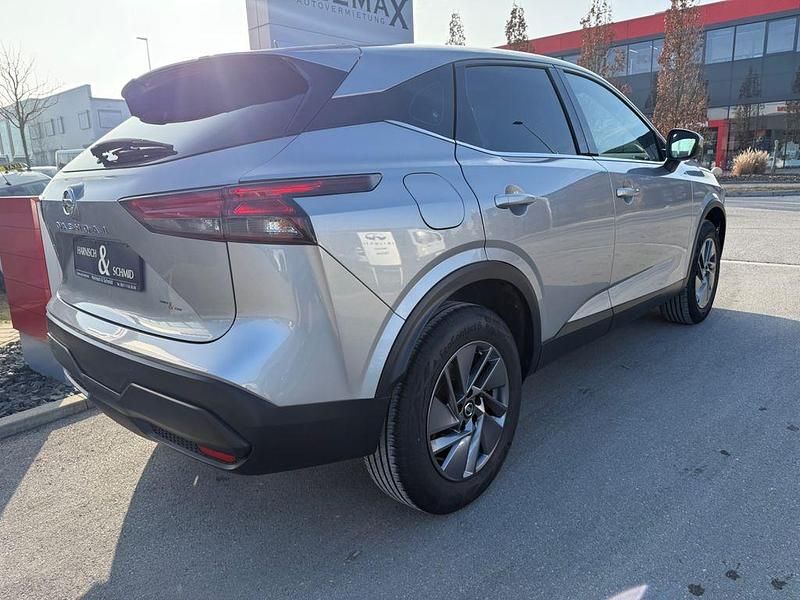 Gebraucht Nissan Qashqai Acenta 140 PS (102 kW) 2022 Silber SUV