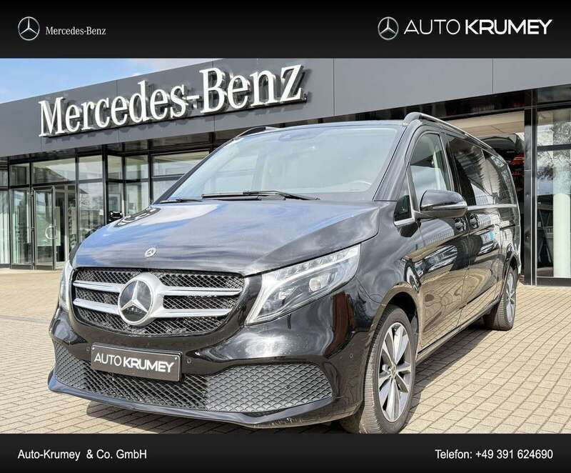 Obsidianschwarz Gebraucht 2023 Mercedes V300 Avantgarde Van / Kleinbus | 61.600 € (Fairer Preis) - Bild 1/4