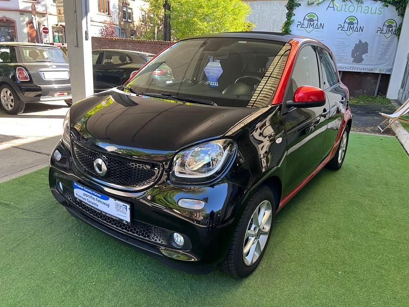 Gebraucht Smart ForFour Basis 90 PS (66 kW) 2017 Schwarz/rot Kleinwagen