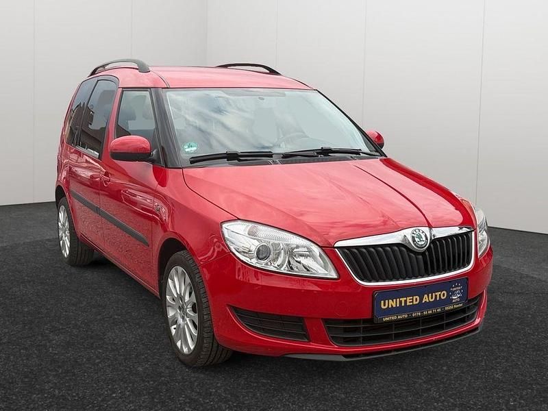 Gebraucht Skoda Roomster Plus Edition 105 PS (77 kW) 2011 Rot Van / Kleinbus