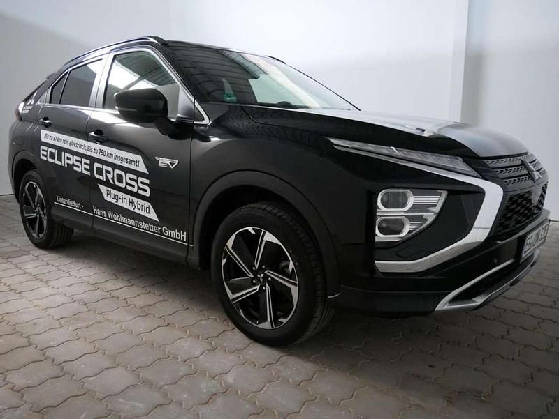 Gebraucht Mitsubishi Eclipse Cross Plus 188 PS (138 kW) 2022 Pantherschwarz SUV