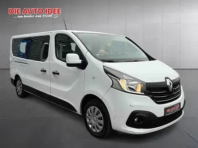Gebraucht Renault Trafic 121 PS (88 kW) 2019 Weiß Van / Kleinbus