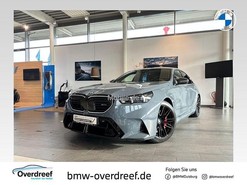 Grau Gebraucht 2025 BMW M5 Performance Limousine | 128.800 € (Superpreis) - Bild 1/4